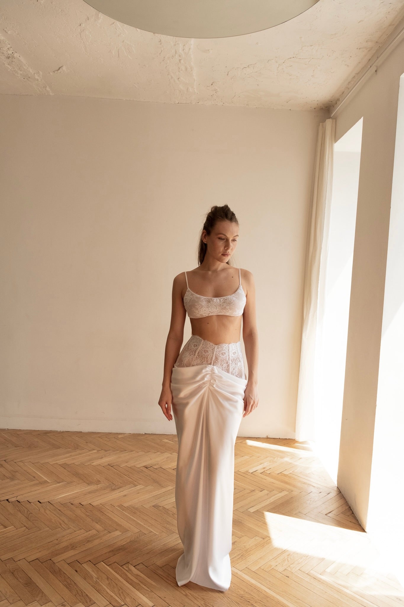 GAIA WHITE SKIRT