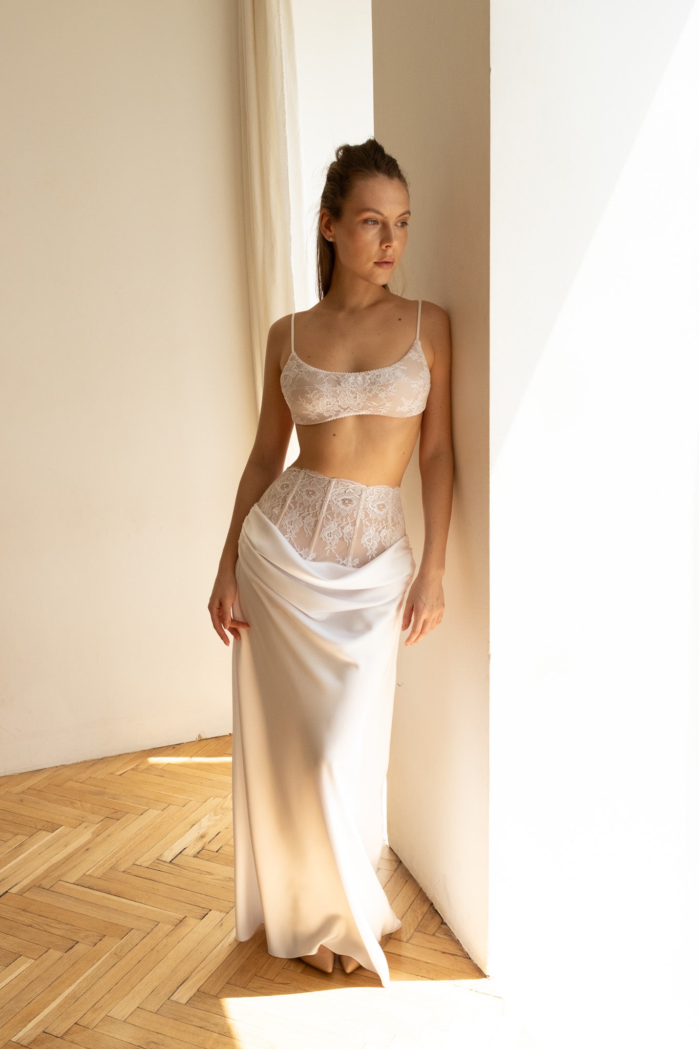GAIA WHITE SKIRT